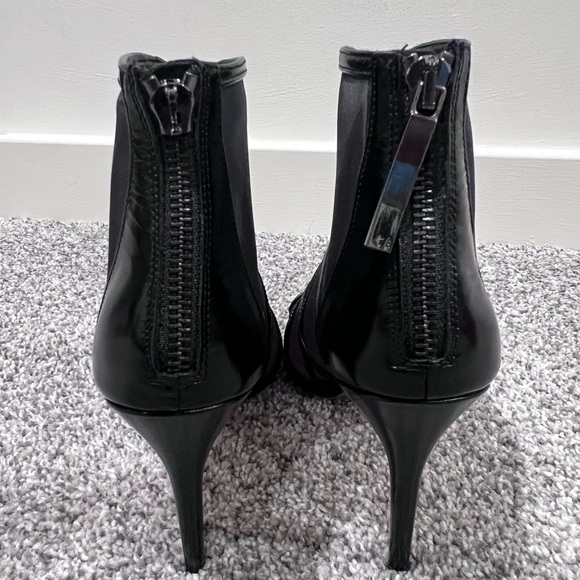 TED BAKER LONDON Taminaa Mesh Leather Peep Toe Heel Booties Black Size US 6.5 - Picture 4 of 11